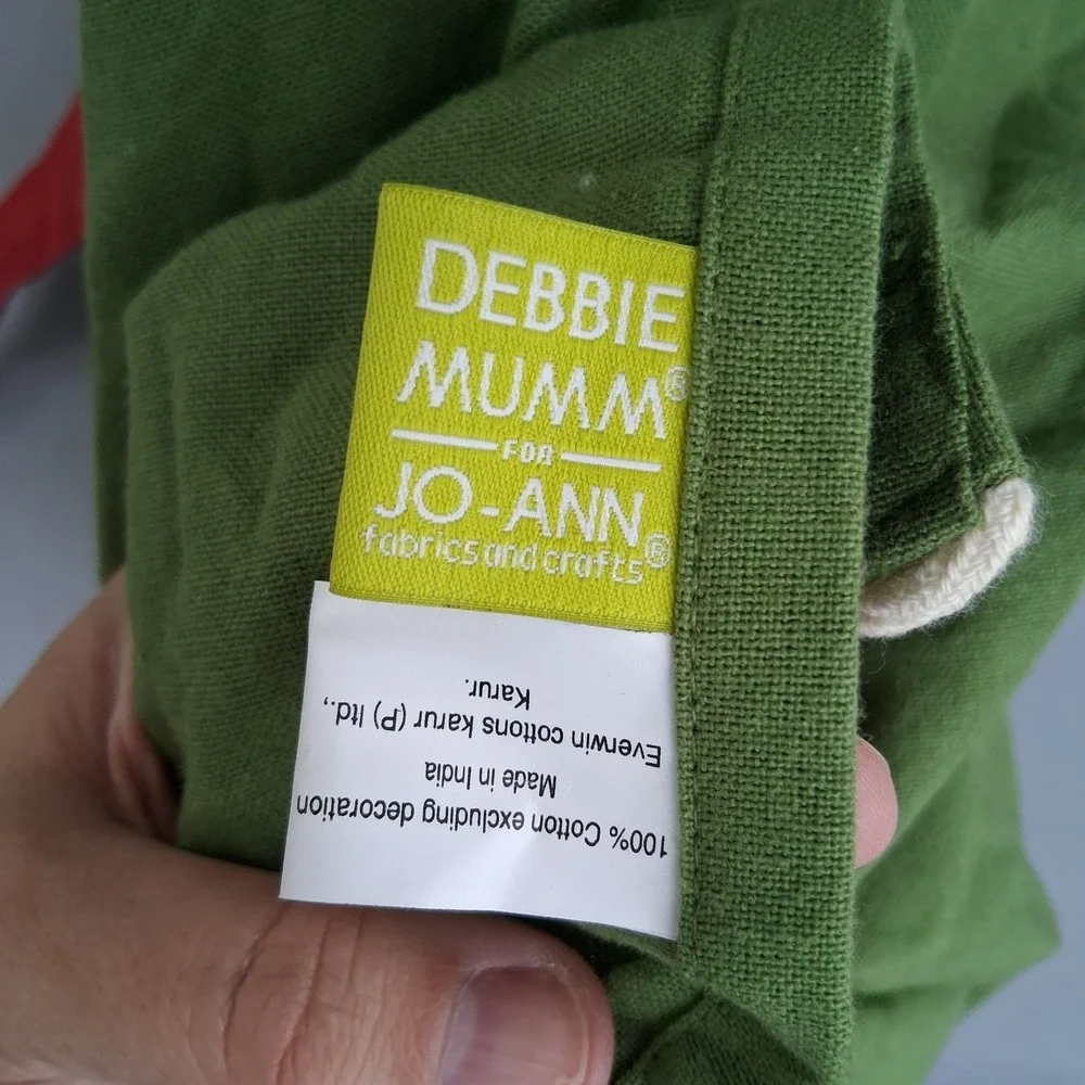 Debbie Mumm excellent pre